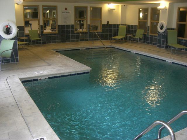 Holiday Inn Express Hotel & Suites Newport South By Ihg Exteriör bild