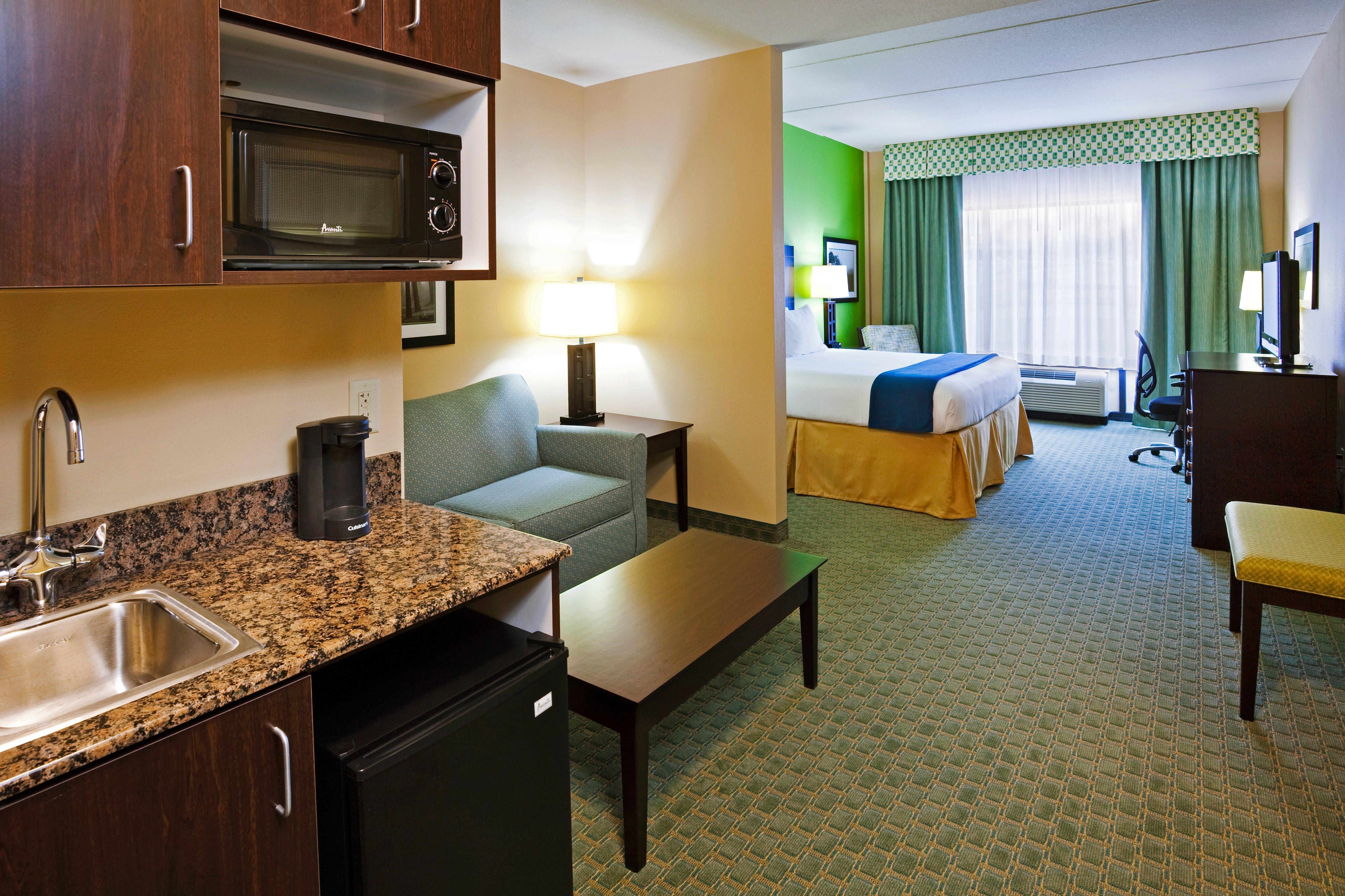 Holiday Inn Express Hotel & Suites Newport South By Ihg Exteriör bild