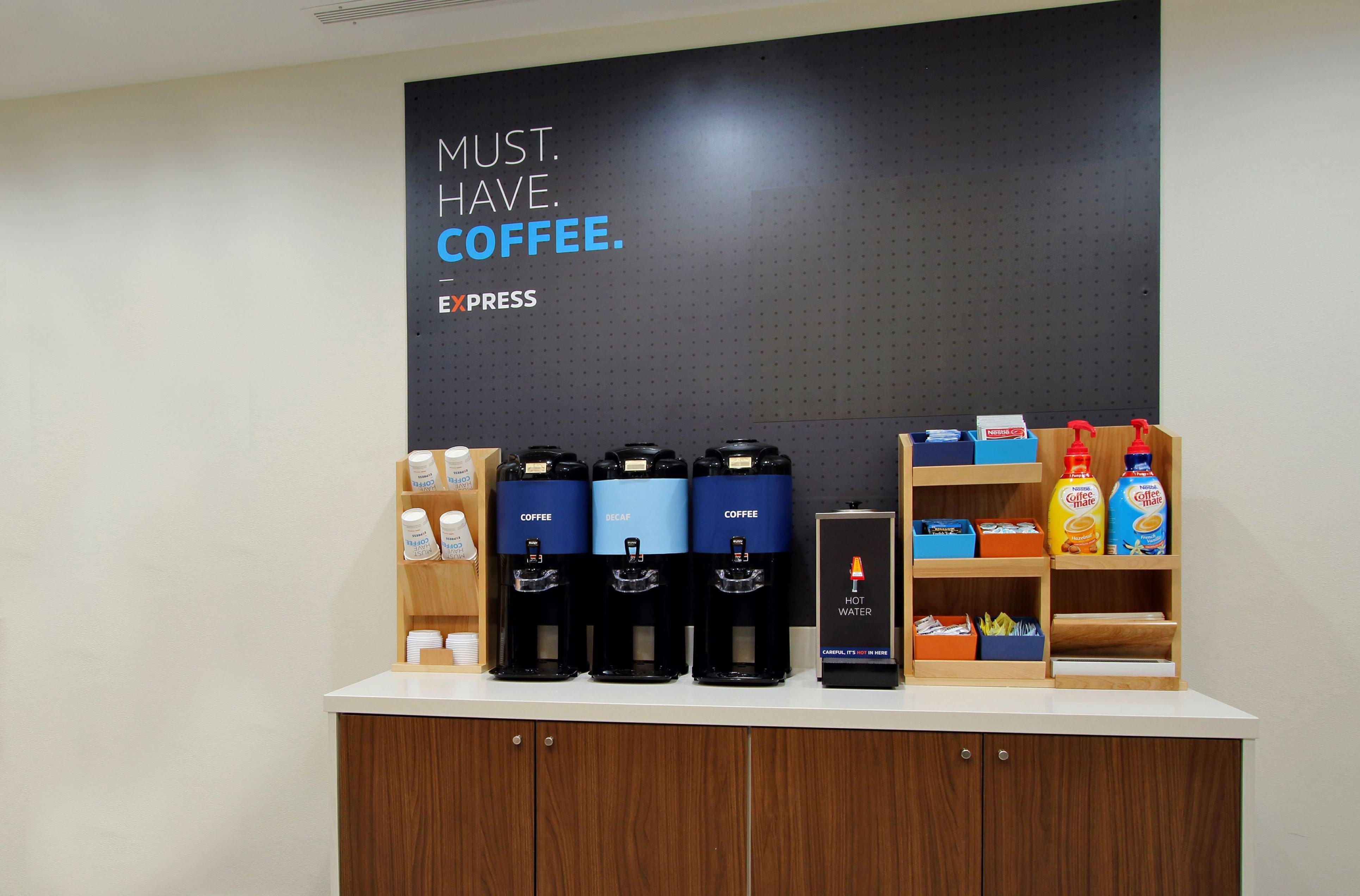 Holiday Inn Express Hotel & Suites Newport South By Ihg Exteriör bild