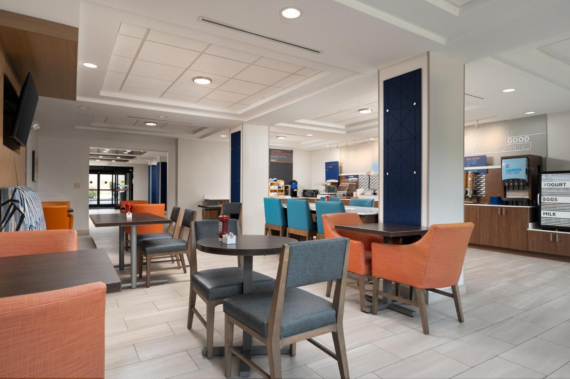 Holiday Inn Express Hotel & Suites Newport South By Ihg Exteriör bild