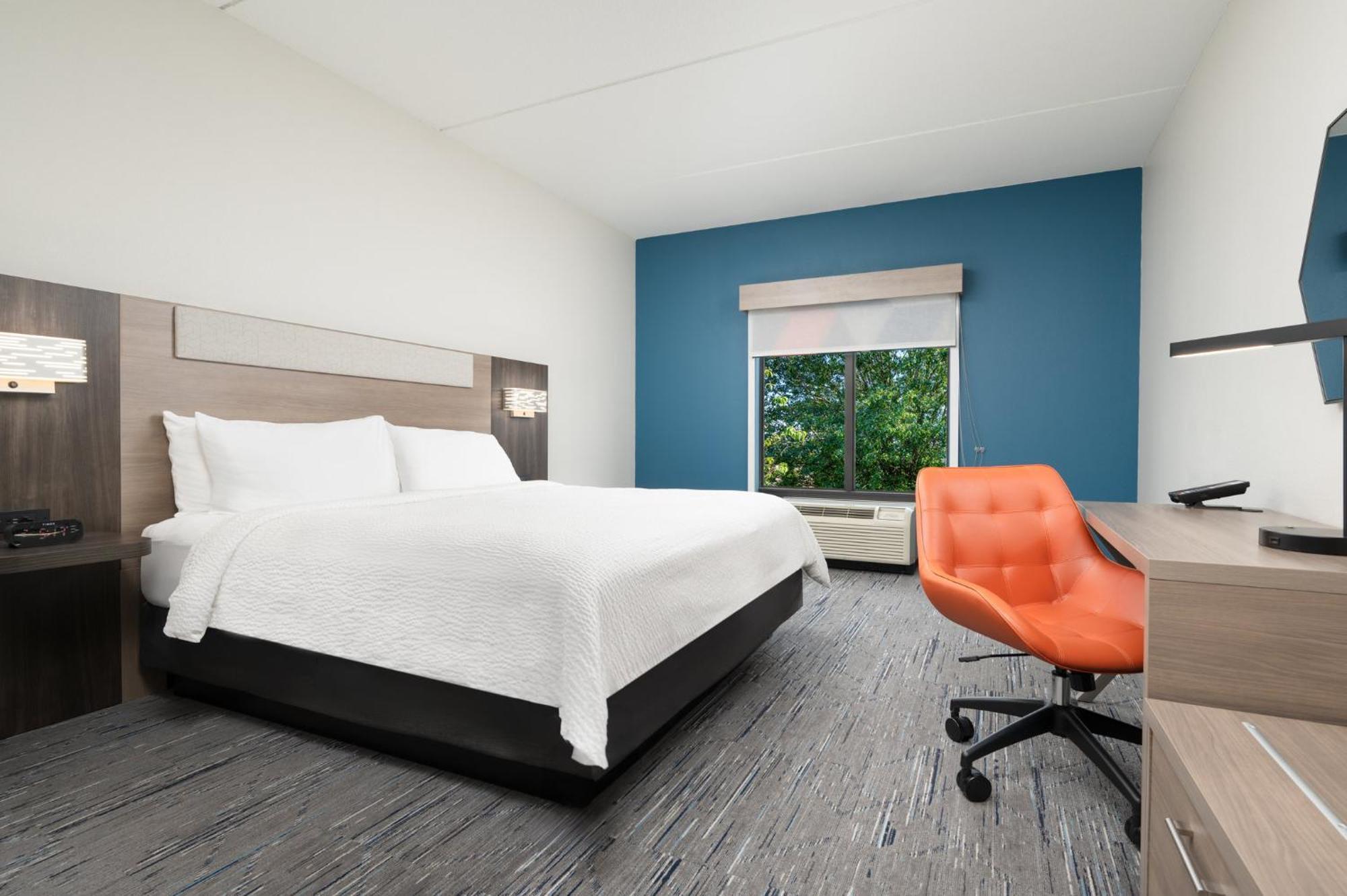 Holiday Inn Express Hotel & Suites Newport South By Ihg Exteriör bild