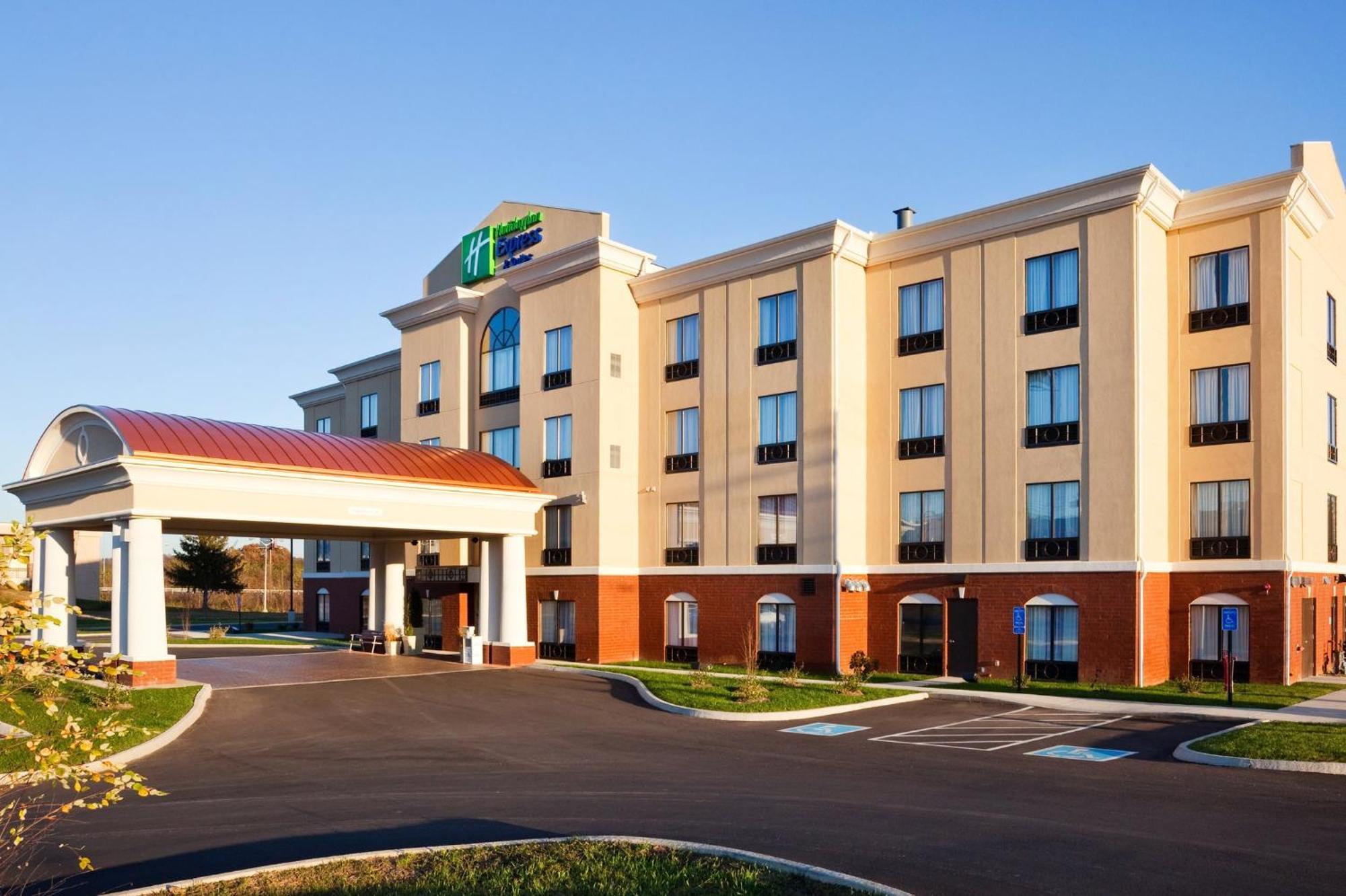 Holiday Inn Express Hotel & Suites Newport South By Ihg Exteriör bild