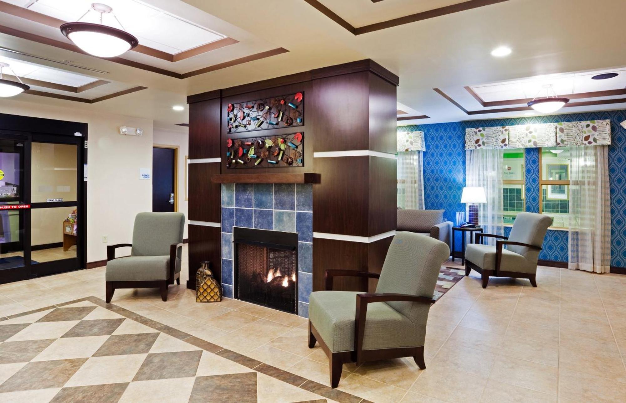 Holiday Inn Express Hotel & Suites Newport South By Ihg Exteriör bild
