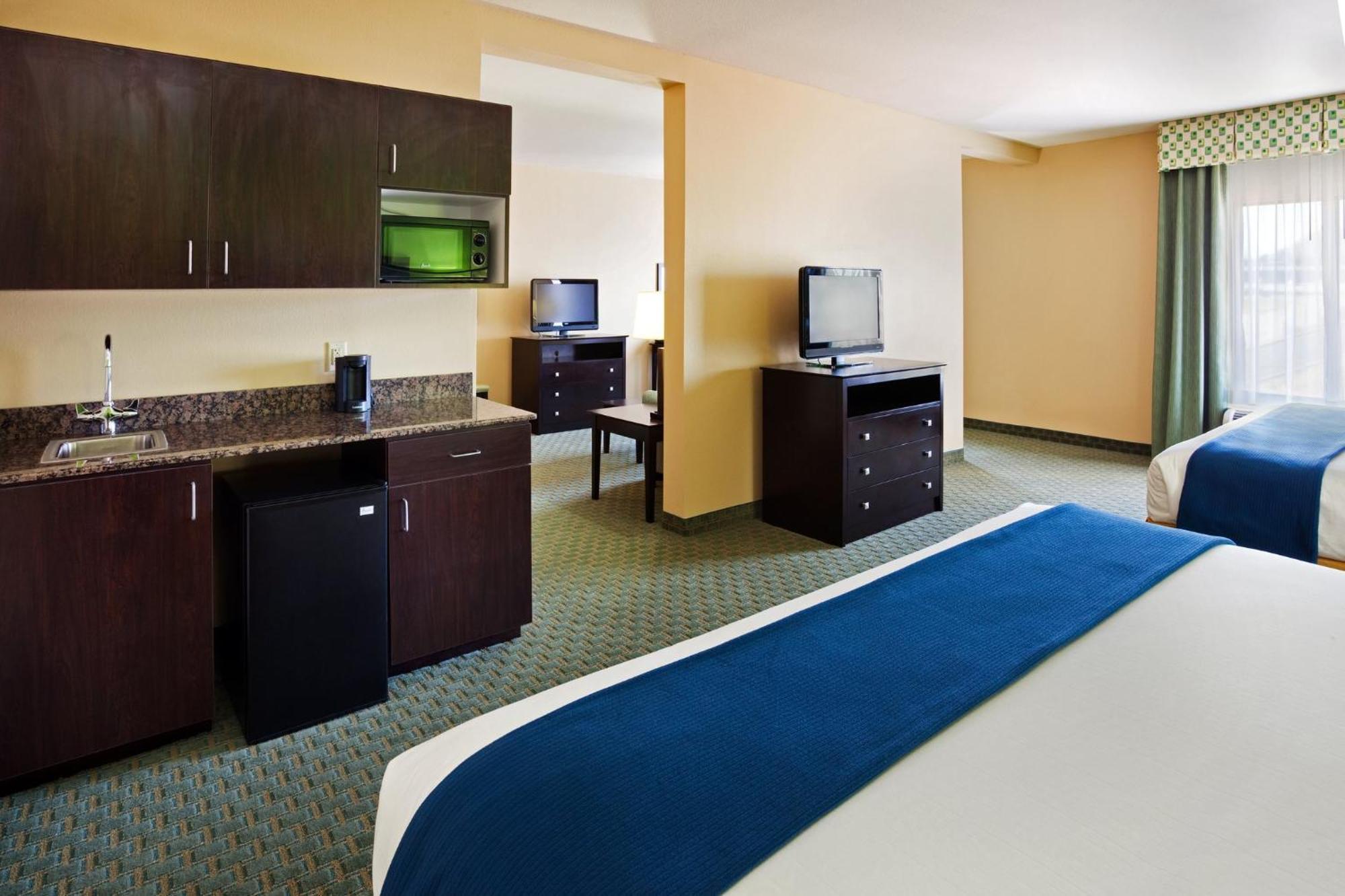 Holiday Inn Express Hotel & Suites Newport South By Ihg Exteriör bild